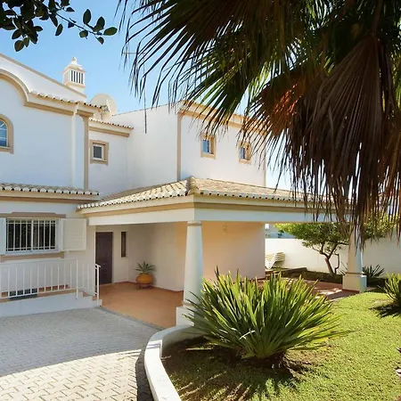 Villa Damara *