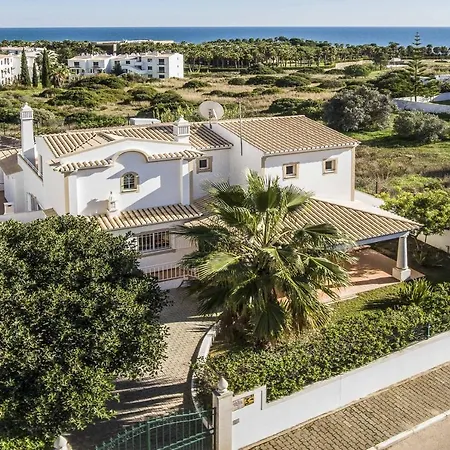Damara Villa *
